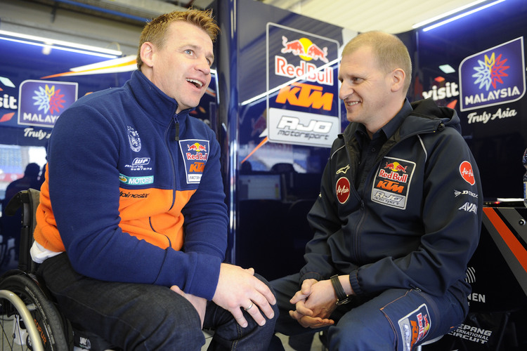 Pit Beirer mit Red-Bull-KTM-Teamchef Aki Ajo