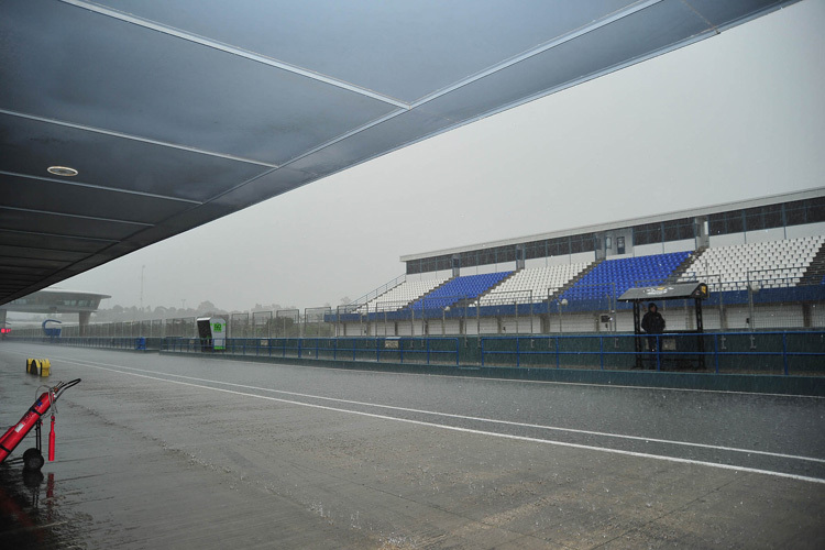 Regen beim Jerez-Test
