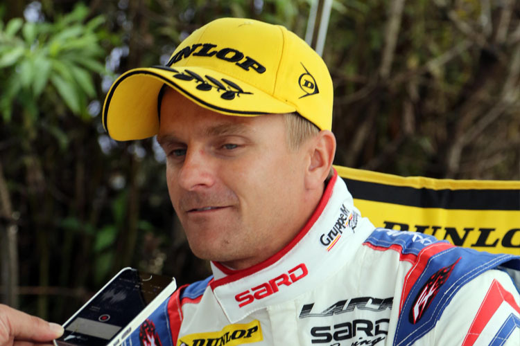 Ex-Formel-1-Pilot Heikki Kovalainen versucht sich im Rallyeauto
