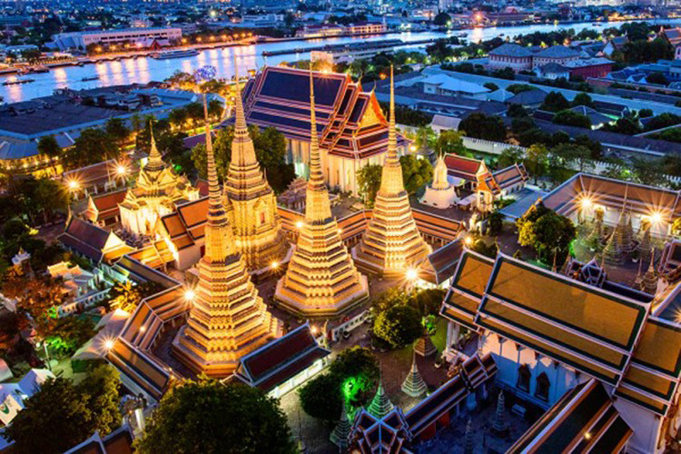 Der Wat Pho ist der größte Tempel Bangkoks