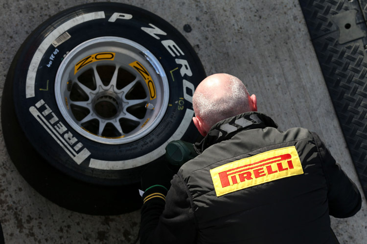 In Jerez konnten die Pirelli-Ingenieure noch nicht viel über das schwarze Gold lernen