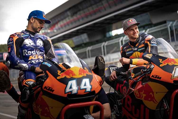 Miguel Oliveira und Brad Binder im Juni beim Moto2-Test in Spielberg: 2021 bilden sie das Factory Team