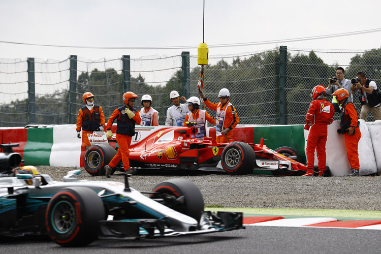 Kimi Räikkönen flog im dritten Training in die Streckenbegrenzung