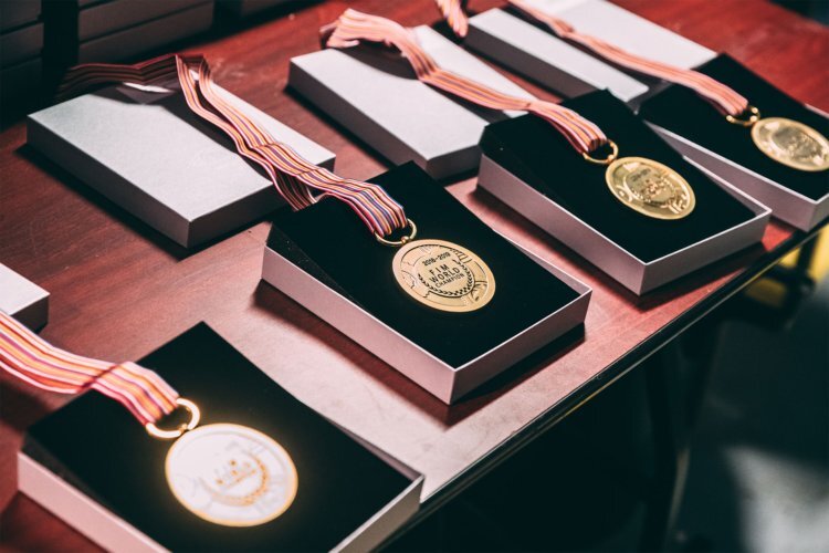 Die Medaillen der FIM-Weltmeister von 2019