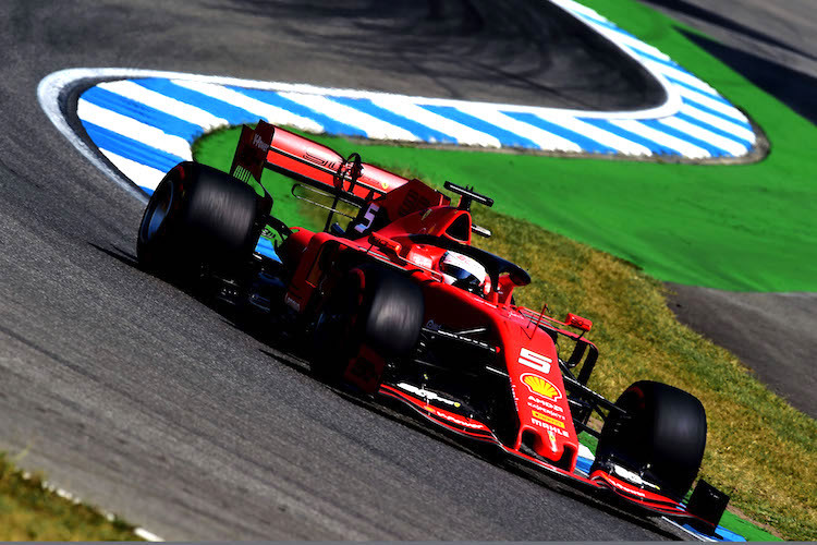Sebastian Vettel mit seinem Ferrari