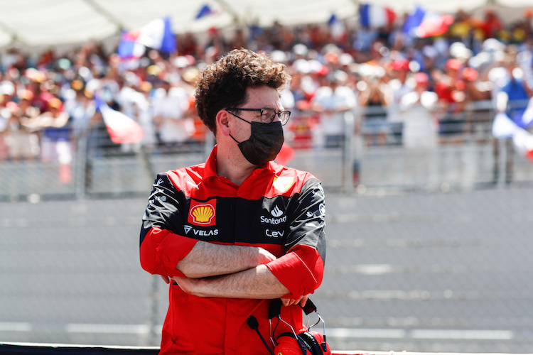Ferrari-Teamchef Mattia Binotto stellte mit Blick auf den Abflug von Charles Leclerc klar: «Es gab kein Problem mit dem Gaspedal selbst»