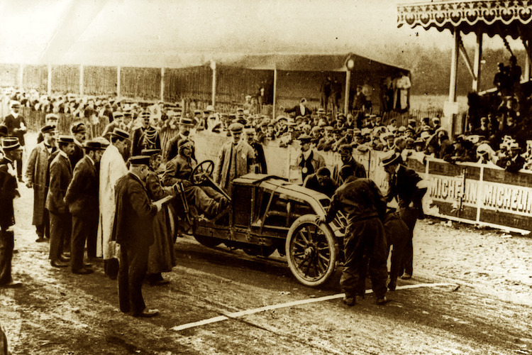 Ferenc Szisz, Sieger des Grand Prix von Frankreich 1906