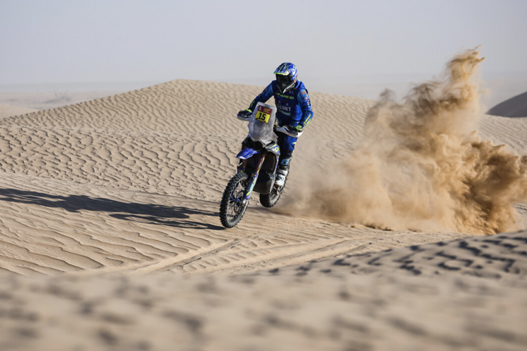 Lorenzo Santolino holte den Tagessieg auf der französischen Sherco