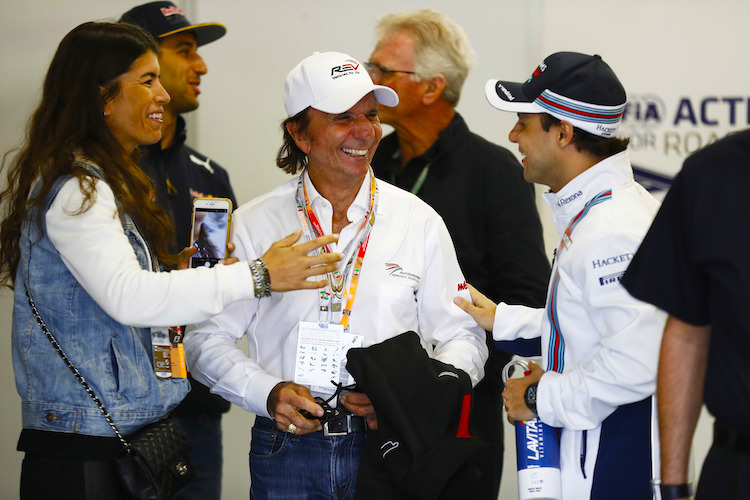 Felipe Massa (rechts mit blauer Kappe) und Emerson Fittipaldi (Mitte)