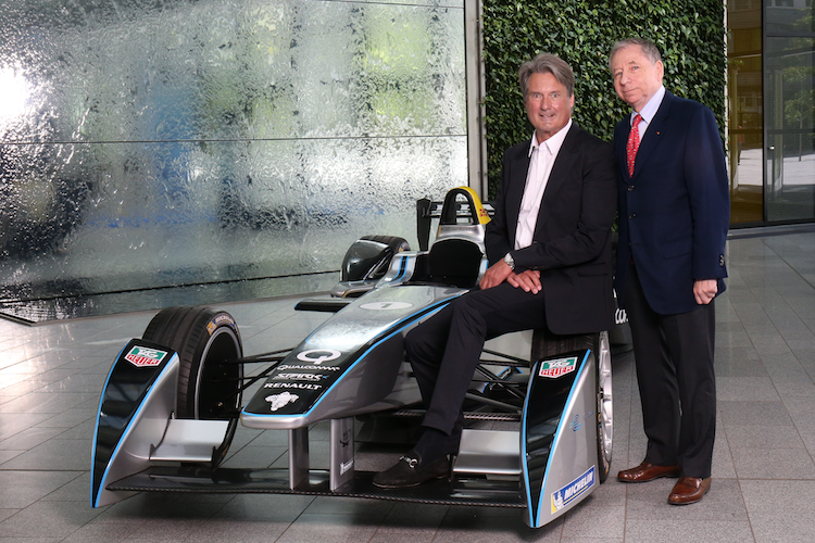 Hermann Tomczyk (li.) mit FIA-Präsident Jean Todt 