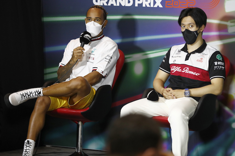 Lewis Hamilton und Guanyu Zhou