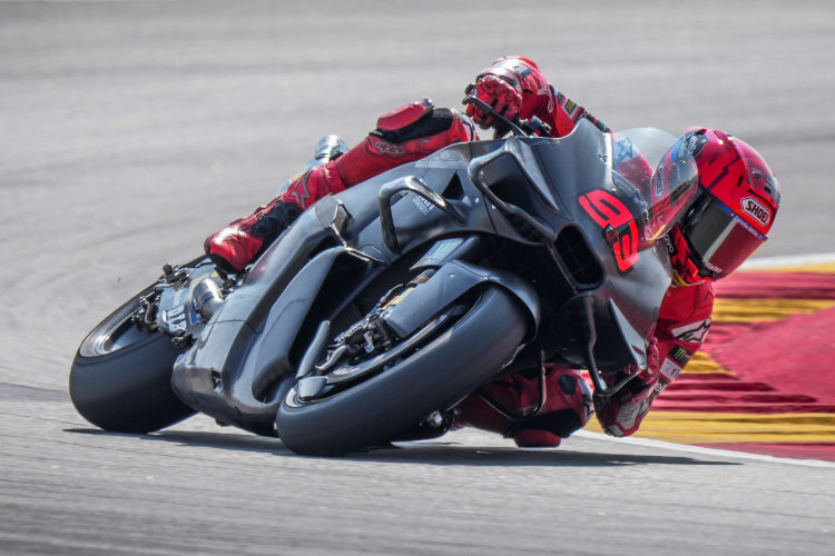 Marc Marquez mit Teilen des neuen Aero-Pakets