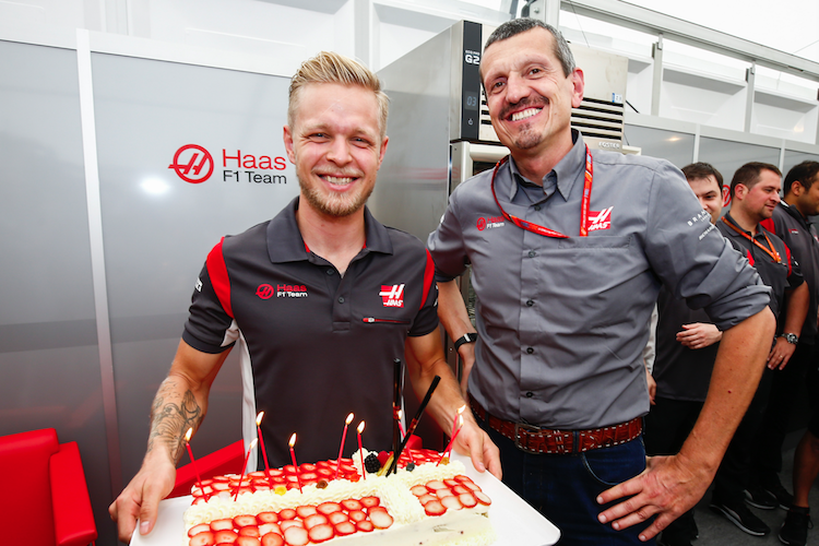 Kevin Magnussen mit Haas-Teamchef Günther Steiner