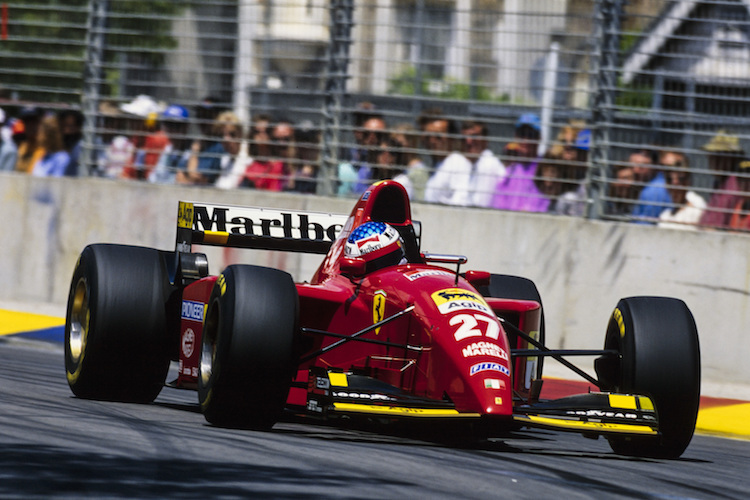 Jean Alesi mit seinem Ferrari in Adelaide 1995