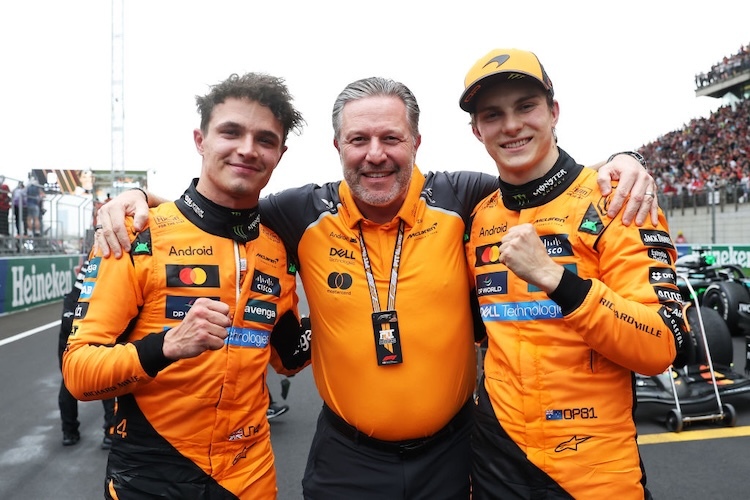 Lando Norris, Zak Brown, Oscar Piastri