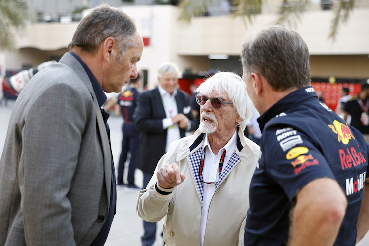 Gerhard Berger, Bernie Ecclestone und Christian Horner in Bahrain 2023