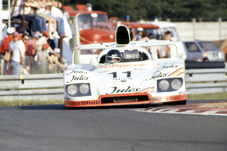 Zwei Le-Mans-Legenden: Jacky Ickx im Porsche 936/81