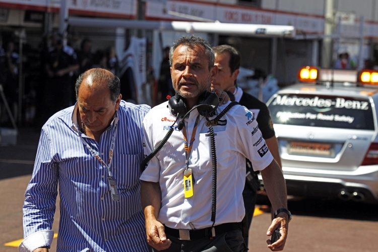 Beat Zehnder, Team Manager von Sauber mit dem Vater von Sergio Perez