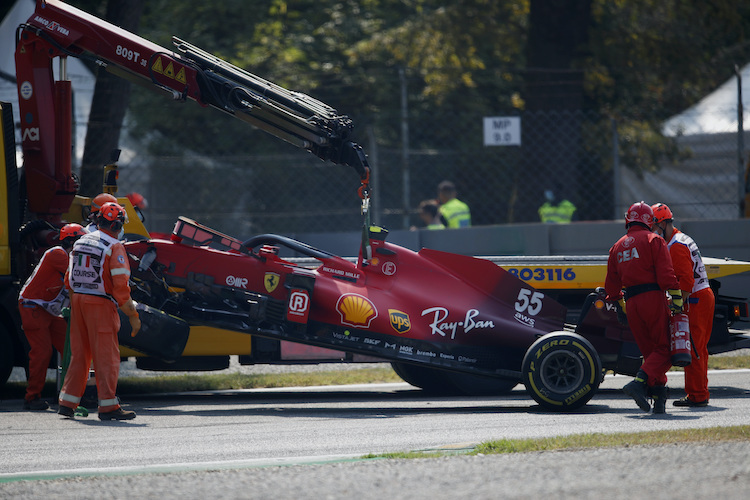 Carlos Sainz beendete das zweite Monza-Training mit einem Crash vorzeitig 