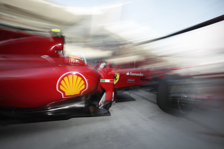 Alonso fährt den neuen Ferrari am 1. Februar aus