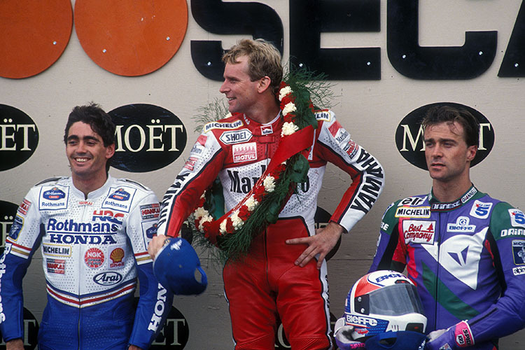 Laguna Seca-GP 1990: Chili (re.) neben Sieger Wayne Rainey und Mick Doohan