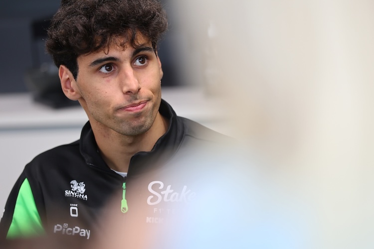 Formel-1-Star-ausgeraubt-Chaos-vor-Kanada-Reise
