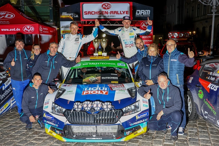Das Siegerteam der Rallye Sachsen