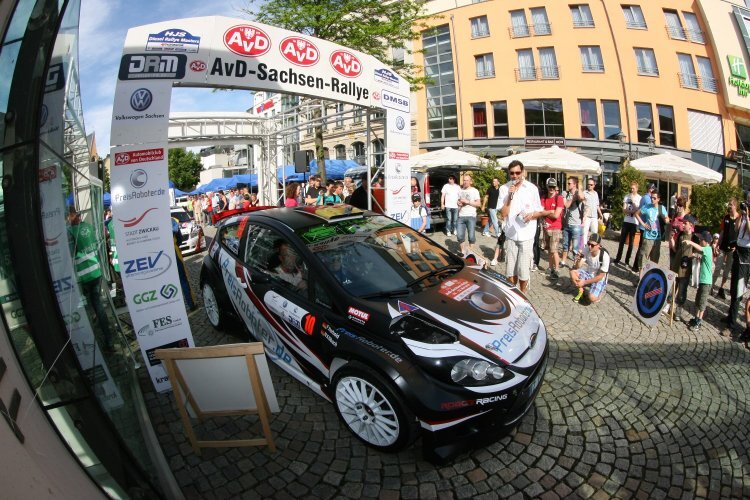 Start der Sachsen-Rallye 2012