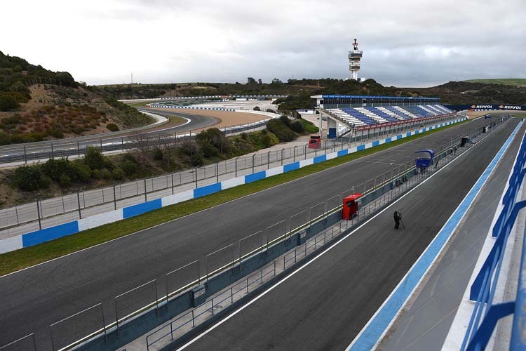 Bis 10 Uhr war die Rennstrecke von Jerez leer