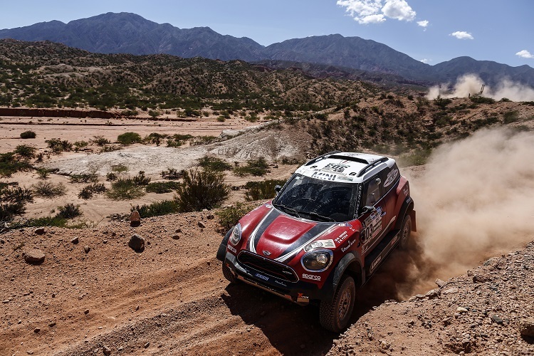 Eine schweirige Rallye Dakar für Mikko Hirvonen