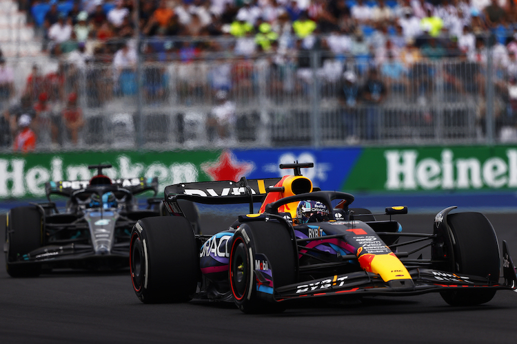 Bislang fuhr Mercedes in der Saison 2023 Red Bull Racing hinterher
