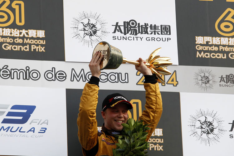 Felix Rosenqvist holte beim prestigeträchtigen Formel-3-GP von Macau den Sieg für Mücke
