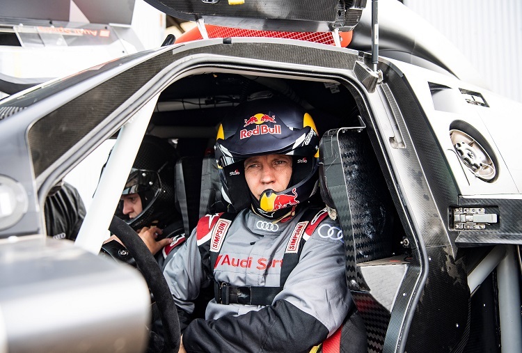 Matthias Ekström im Audi RS Q e-tron