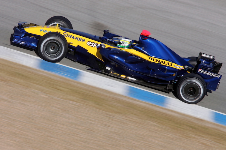Mit dieser Farbkombination ist Renault keinen einzigen Grand Prix gefahren. Giancarlo Fisichella testet 2007 in Jerez