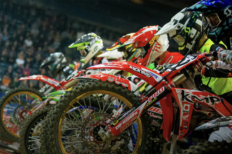 Der ADAC Supercross Cup beginnt in Stuttgart