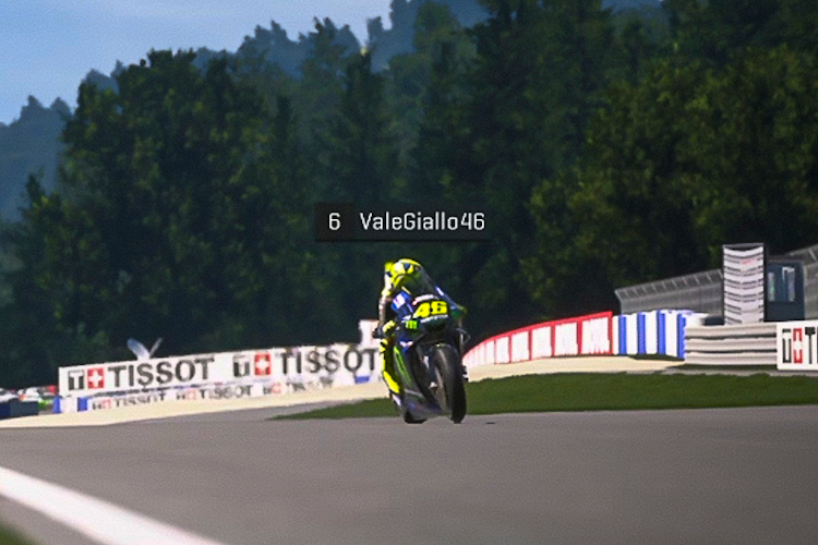Das eSport-Debüt von Valentino Rossi endete auf Platz 7
