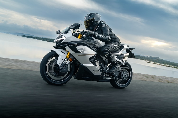 CF Moto 750SR-S: Supersport-Motorrad aus China - mit einem Inhouse entwickelten Reihenvierzylinder