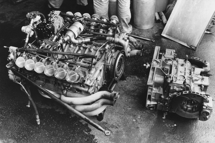 Ein Relikt aus der Vergangenheit: Ferrari-Zwölfzylinder-Boxermotor von 1976