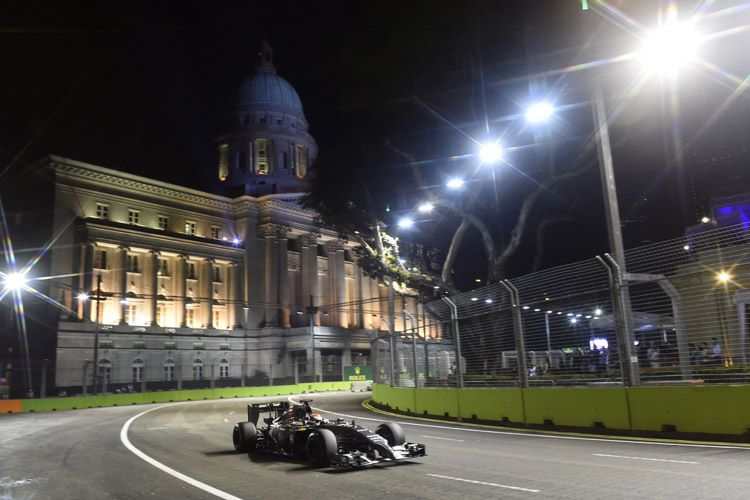 Sauber-Pilot Adrian Sutil kam auf dem Marina Bay Street Circuit nicht auf Touren