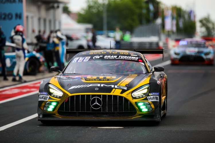 Der Mercedes-AMG GT3 vom 10Q Racing Team