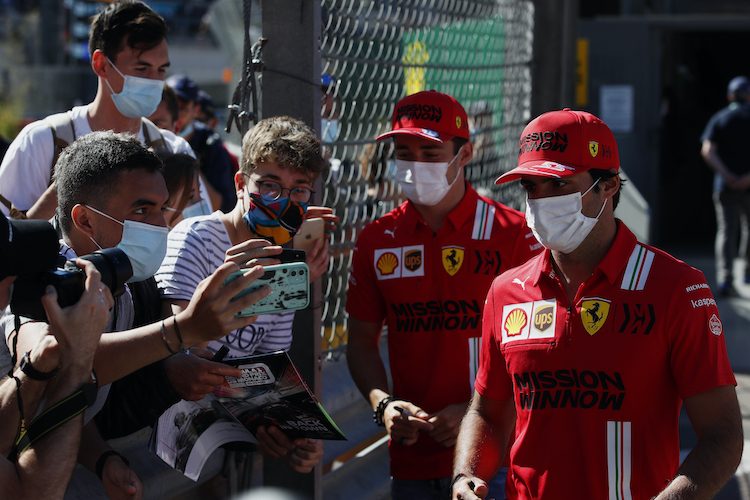 Der Spanier zählt auch sich und seinen aktuellen Ferrari-Stallgefährten Charles Leclerc zu den Titelkandidaten