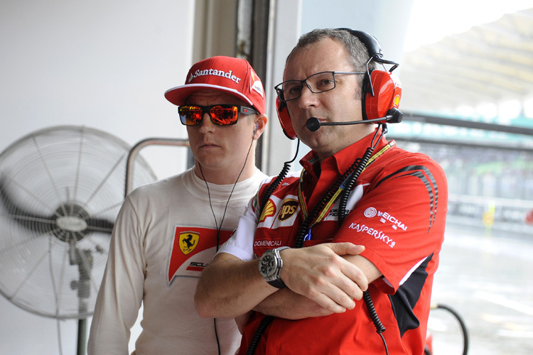 Kimi Räikkönen beim Malaysia-GP mit Stefano Domenicali