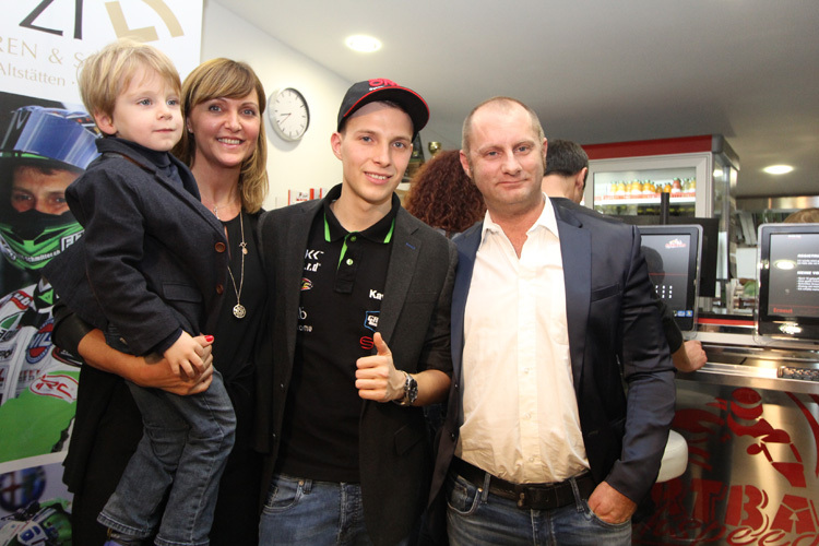 Dominic Schmitter mit der Grillini-Familie