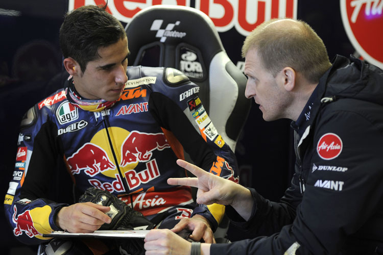 Luis Salom mit Red-Bull-KTM-Teamchef Aki Ajo