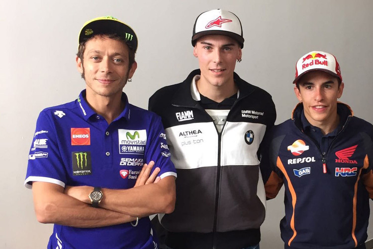 Markus Reiterberger (Mitte) traf seine Helden Valentino Rossi und Marc Márquez