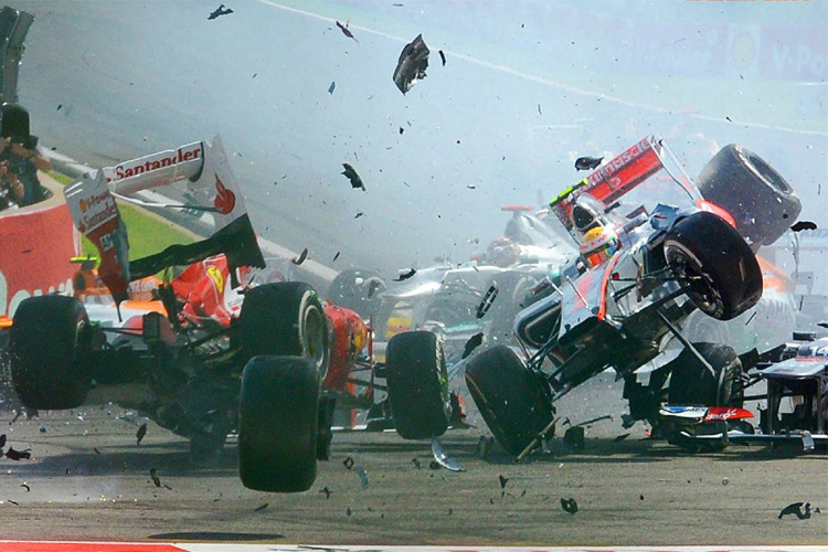 Das wird künftig reichlich Strafpunkt geben – Crash in der Formel 1