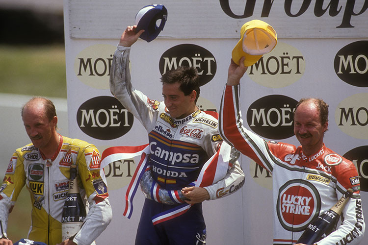 Reinhold Roth (links) 1989 beim Rijeka-GP neben Pons und Cornu