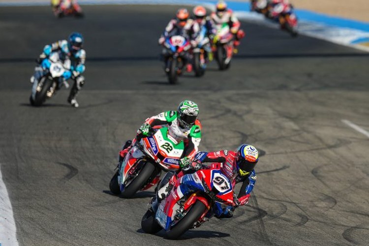 Xavi-Vierge-jubelt-Bester-Honda-Pilot-seit-Bautista