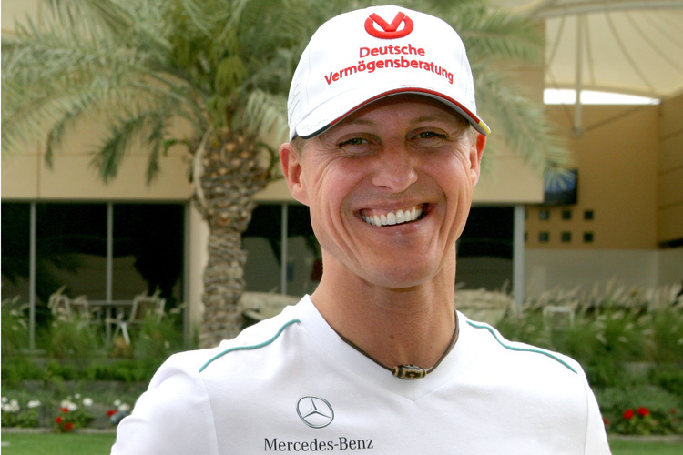 Michael Schumacher hat gut lachen: Neuer Vertrag mit der DVAG