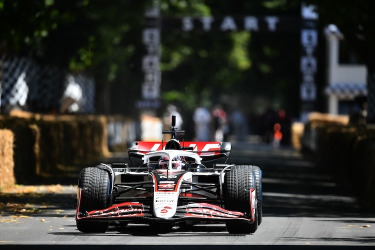 gene-haas-72-f-hrt-formel-1-unvergesslicher-tag